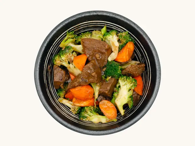 Geschmortes Rindfleisch (紅燒牛肉)
